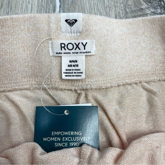 Roxy Staying True Shorts - Picture 10 of 13